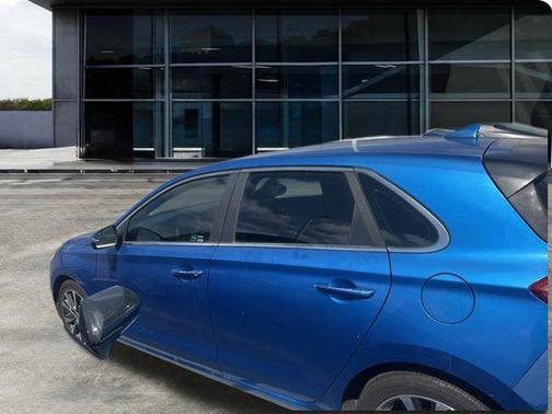 2018 Hyundai Elantra GT Base
