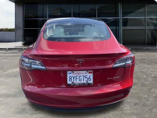 2021 Tesla Model 3 Long Range