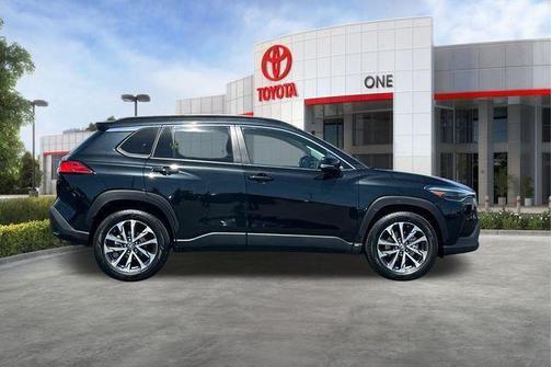 Jet Black 2025 Toyota Corolla Cross XLE