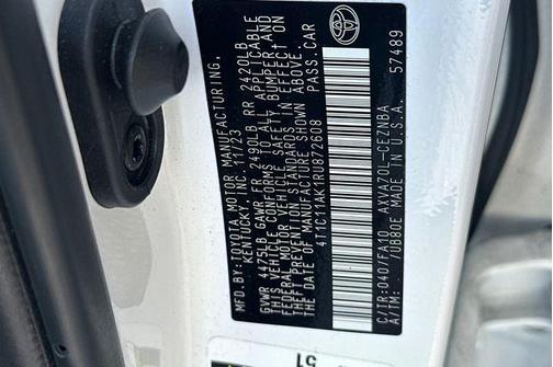 2024 Toyota Camry LE