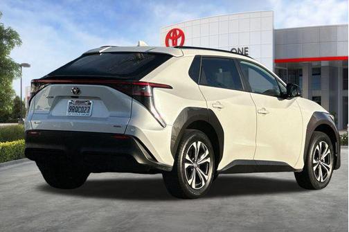 2024 Toyota bZ4X XLE