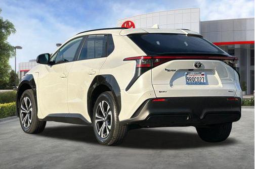 2024 Toyota bZ4X XLE