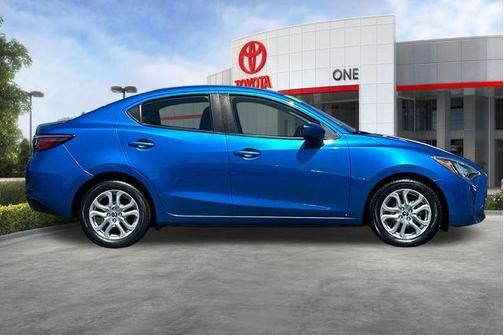 Sapphire 2018 Toyota Yaris iA Base