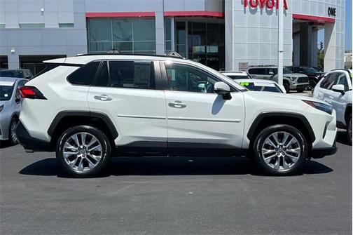 2022 Toyota RAV4 Limited