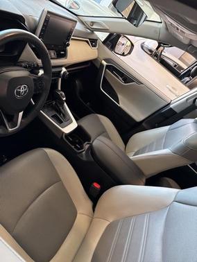 2022 Toyota RAV4 Limited