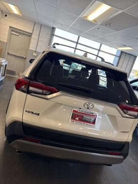2022 Toyota RAV4 Limited