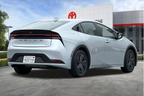 2023 Toyota Prius LE
