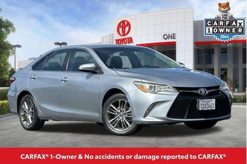 Celestial Silver Metallic 2017 Toyota Camry SE