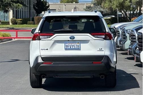 2020 Toyota RAV4 Hybrid LE