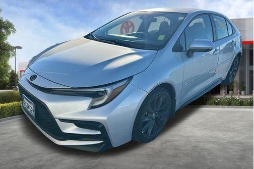 Classic Silver Metallic 2023 Toyota Corolla SE