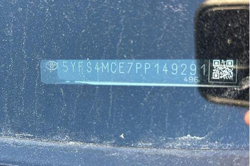 Classic Silver Metallic 2023 Toyota Corolla SE