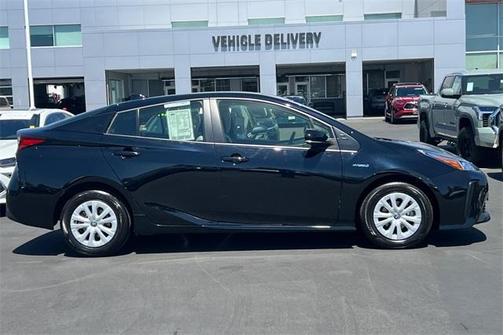 2022 Toyota Prius L