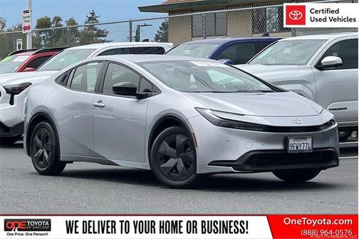 2023 Toyota Prius LE