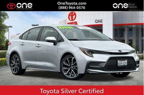 Classic Silver Metallic 2022 Toyota Corolla SE