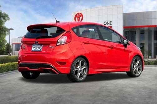 Molten Orange Metallic Tri-Coat 2014 Ford Fiesta ST