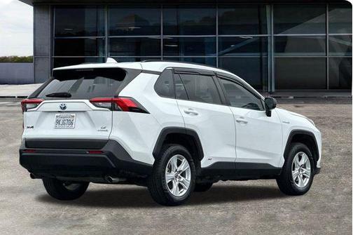 2021 Toyota RAV4 Hybrid LE