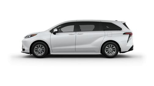 2025 Toyota Sienna XLE 7 Passenger