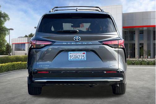 2025 Toyota Sienna Limited