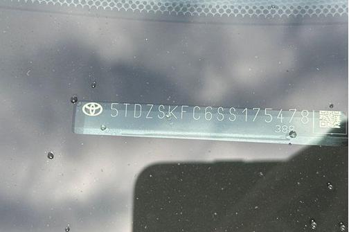 2025 Toyota Sienna Limited