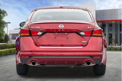 Scarlet Ember Tintcoat 2022 Nissan Altima 2.5 SV