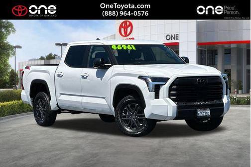 Ice Cap 2025 Toyota Tundra SR5