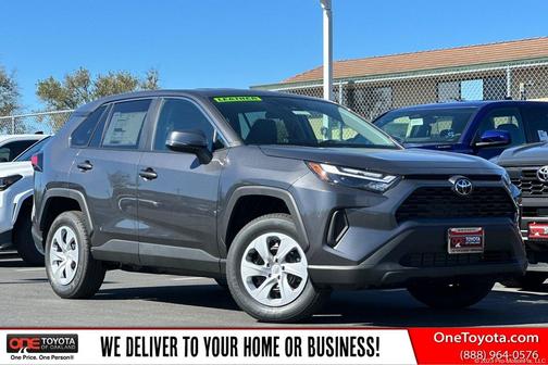 2025 Toyota RAV4 LE