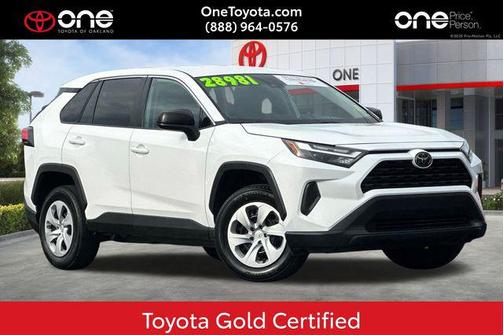 2024 Toyota RAV4 LE