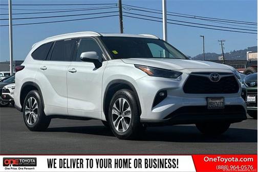 2022 Toyota Highlander XLE