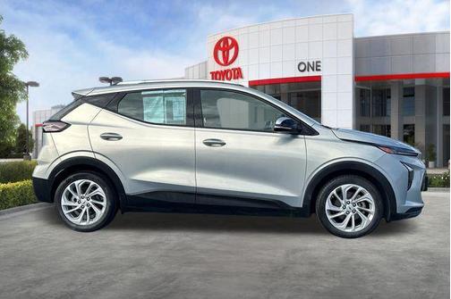 2023 Chevrolet Bolt EUV FWD LT