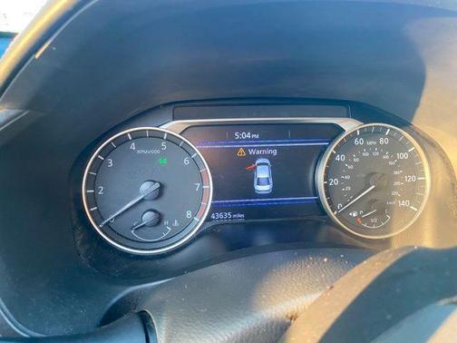 2022 Nissan Altima SR FWD