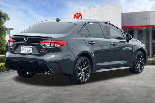 Underground 2025 Toyota Corolla Hybrid SE