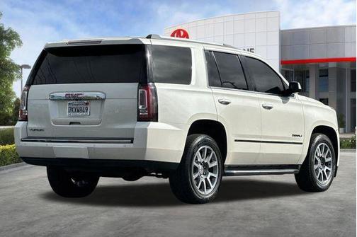 White 2015 GMC Yukon Denali