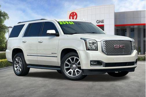 White 2015 GMC Yukon Denali