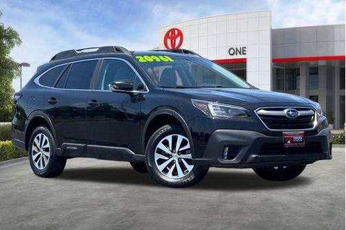 Crystal Black Silica 2022 Subaru Outback Premium