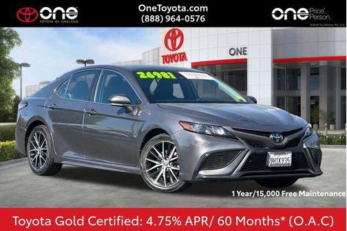 2024 Toyota Camry SE