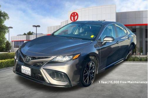 2024 Toyota Camry SE