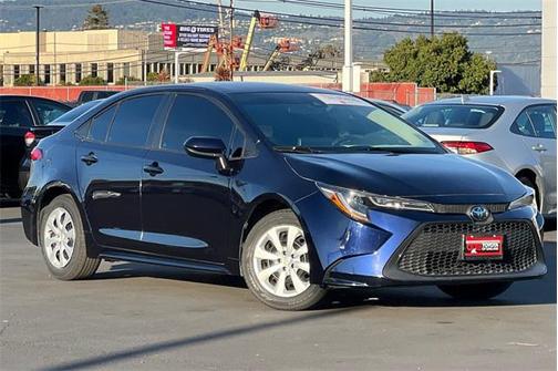 2022 Toyota Corolla LE