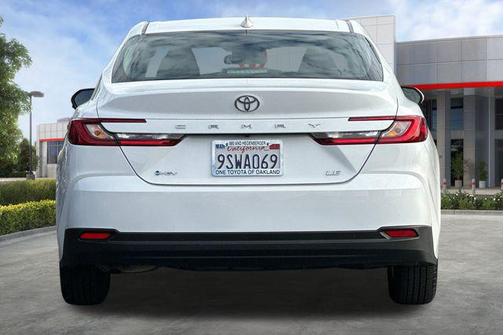 2025 Toyota Camry LE