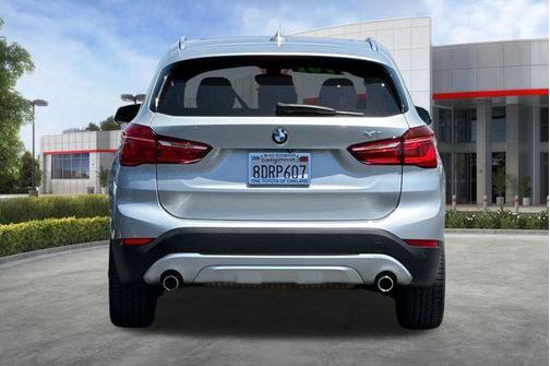 Glacier Silver Metallic 2018 BMW X1 sDrive28i