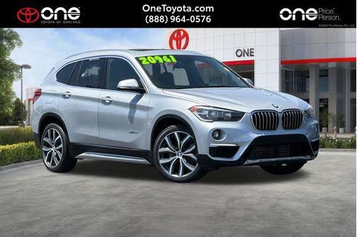Glacier Silver Metallic 2018 BMW X1 sDrive28i
