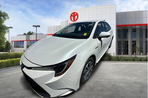 White 2020 Toyota Corolla Hybrid LE
