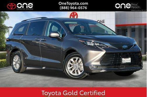 Predawn Gray Mica 2024 Toyota Sienna XLE
