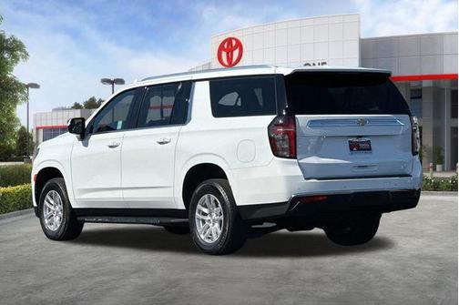 Summit White 2023 Chevrolet Suburban LT