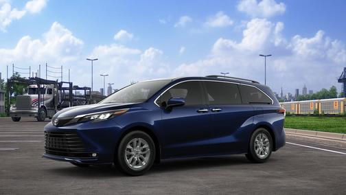 2025 Toyota Sienna XLE
