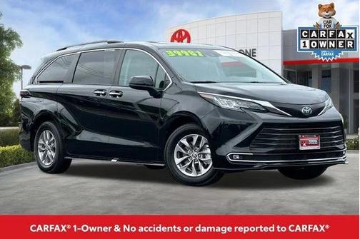 Midnight Black Metallic 2023 Toyota Sienna XLE