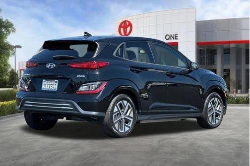 Abyss Black Pearl 2023 Hyundai KONA EV SE