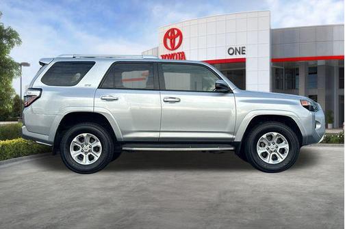 2017 Toyota 4Runner SR5