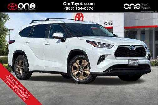 2023 Toyota Highlander Hybrid XLE