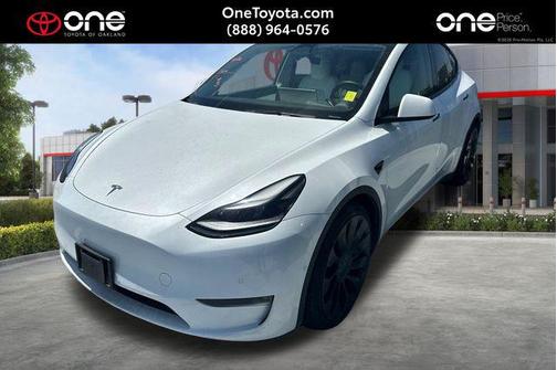 Pearl White Multi-Coat 2022 Tesla Model Y Performance Dual Motor All-Wheel Drive