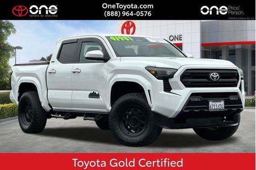 Ice Cap 2024 Toyota Tacoma SR5